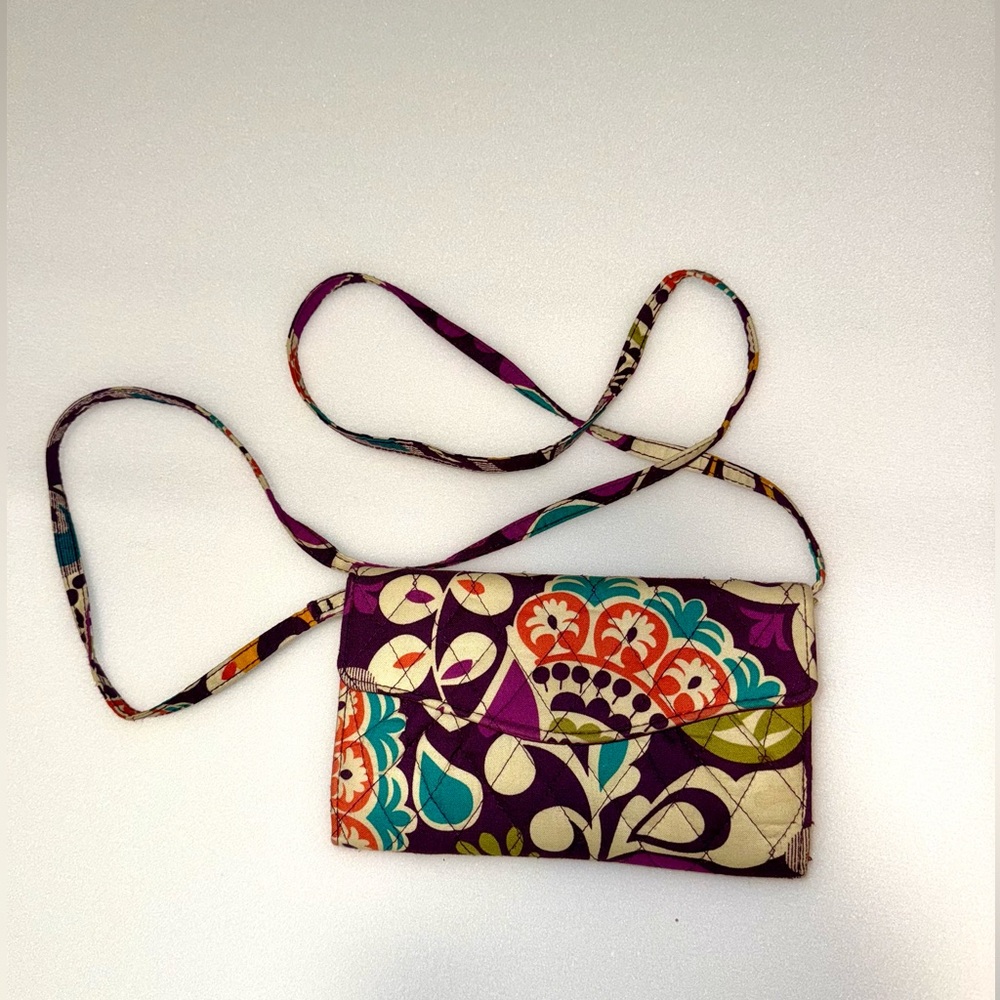 VERA BRADLEY RETIRED PLUM CRAZY ICONIC STRAP WALLET/CONVERTIBLE CROSSBODY